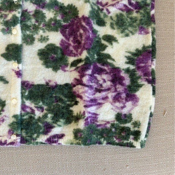 BEST Sezane Adriana Cardigan Violet Green Flowers French Knit Sweater Mohair - Picture 6 of 12